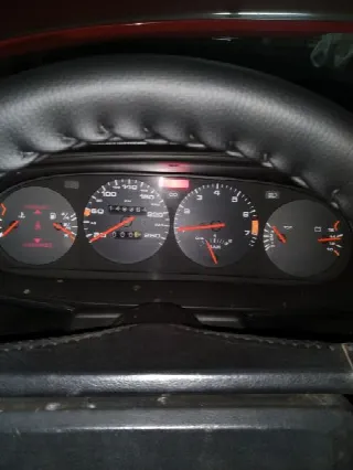 Foto 5 di 6: PORSCHE 944 turbo 220 hp 