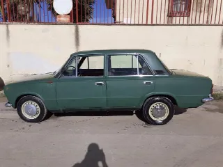 Foto 3 di 5: FIAT 124 1.2 stoppone   