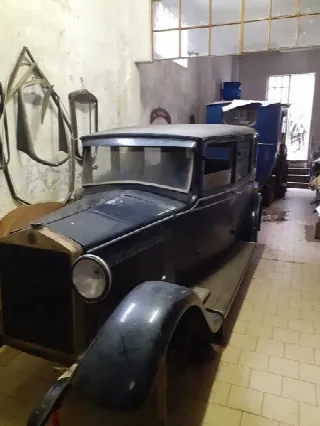 Foto 7 di 8: ALFA ROMEO 1750 Berlina Garavini su telaio 6C 1750 Turismo