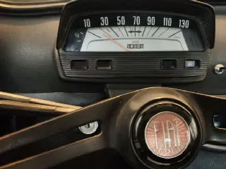 Foto 7 di 11: FIAT 500 