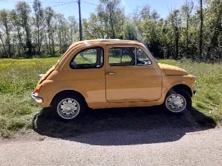 Foto 19 di 19: FIAT 500 Lusso  