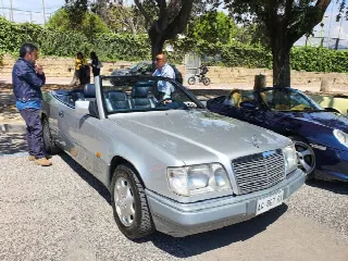 Foto 1 di 2: MERCEDES-BENZ E-Class(1995-2003) Cabrio