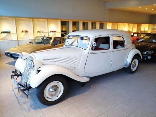 CITROEN Traction Avant    11B