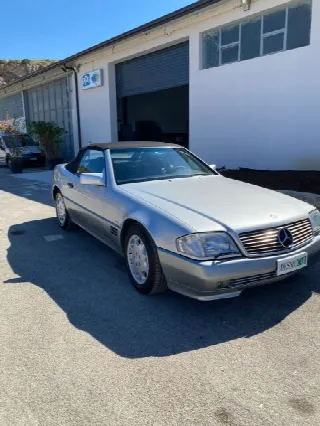 Foto 2 di 12: MERCEDES-BENZ SL(1989-2001)  320 