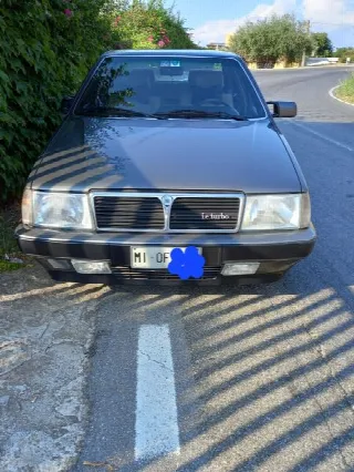 Foto 9 di 10: LANCIA Thema 2000 turbo  