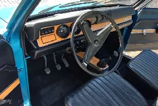 Foto 4 di 5: OPEL Olympia  