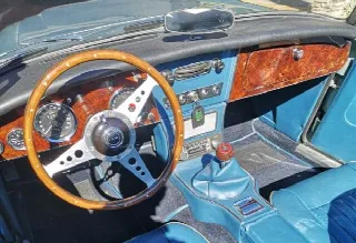 Foto 6 di 15: AUSTIN HEALEY 3000  MKIII - omologata ASI ORO