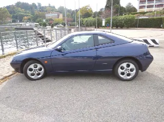 Foto 3 di 8: ALFA ROMEO GTV 1.8 16 valvole Twin Spark   