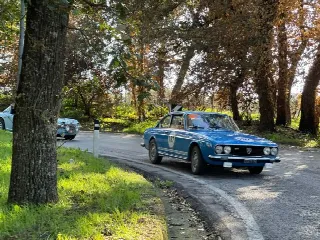 Foto 2 di 11: LANCIA Flavia COUPE' PININFARINA 