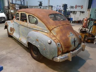 Foto 4 di 4: PLYMOUTH DeLuxe 