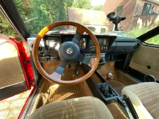 Foto 5 di 10: ALFA ROMEO GTV6 2,5 Alfetta 