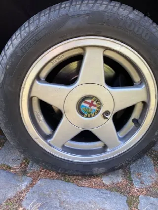 Foto 7 di 10: ALFA ROMEO GTV6 2,5 Alfetta 