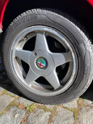 Foto 9 di 10: ALFA ROMEO GTV6 2,5 Alfetta 