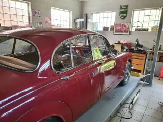 Foto 6 di 13: JAGUAR 340 