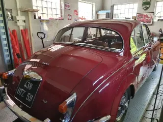 Foto 5 di 13: JAGUAR 340 