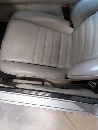 Foto 6 di 10: PORSCHE 944 S2 Cabrio 