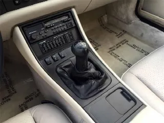 Foto 7 di 10: PORSCHE 944 S2 Cabrio 