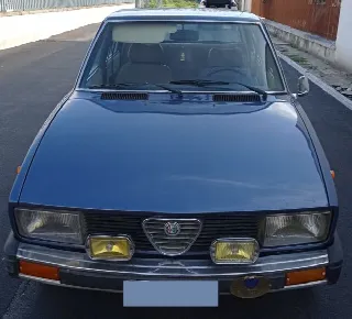 Foto 1 di 21: ALFA ROMEO Alfetta 2000 L  