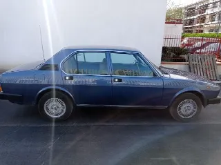 Foto 7 di 21: ALFA ROMEO Alfetta 2000 L  