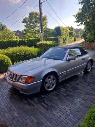 Foto 3 di 9: MERCEDES-BENZ 500SL  