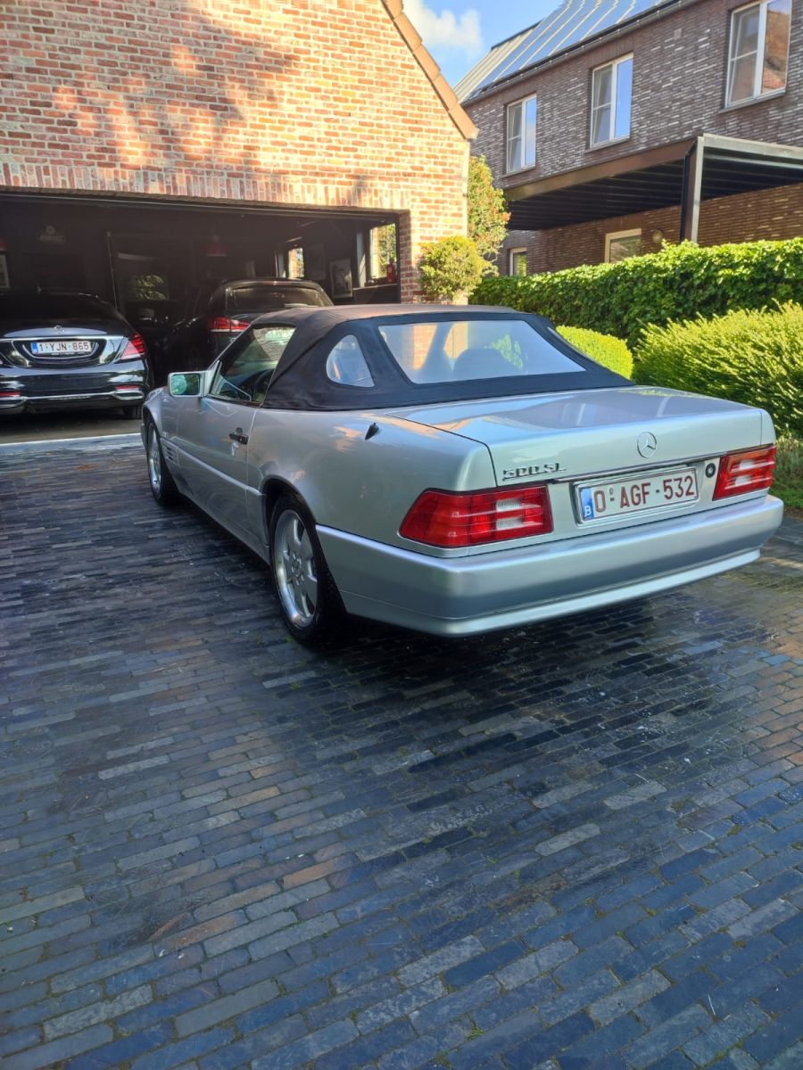 MERCEDES-BENZ 500SL  