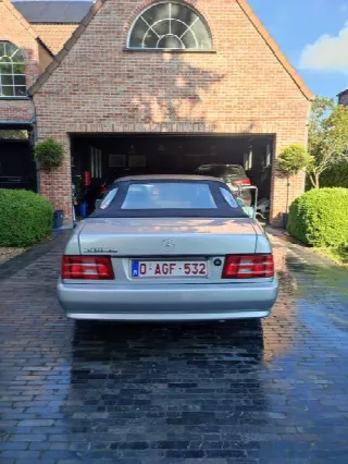 Foto 4 di 9: MERCEDES-BENZ 500SL  