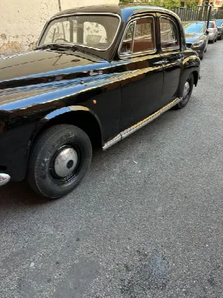 Foto 4 di 10: ROVER 90 berlina      