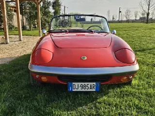 Foto 23 di 24: LOTUS Elan S2 