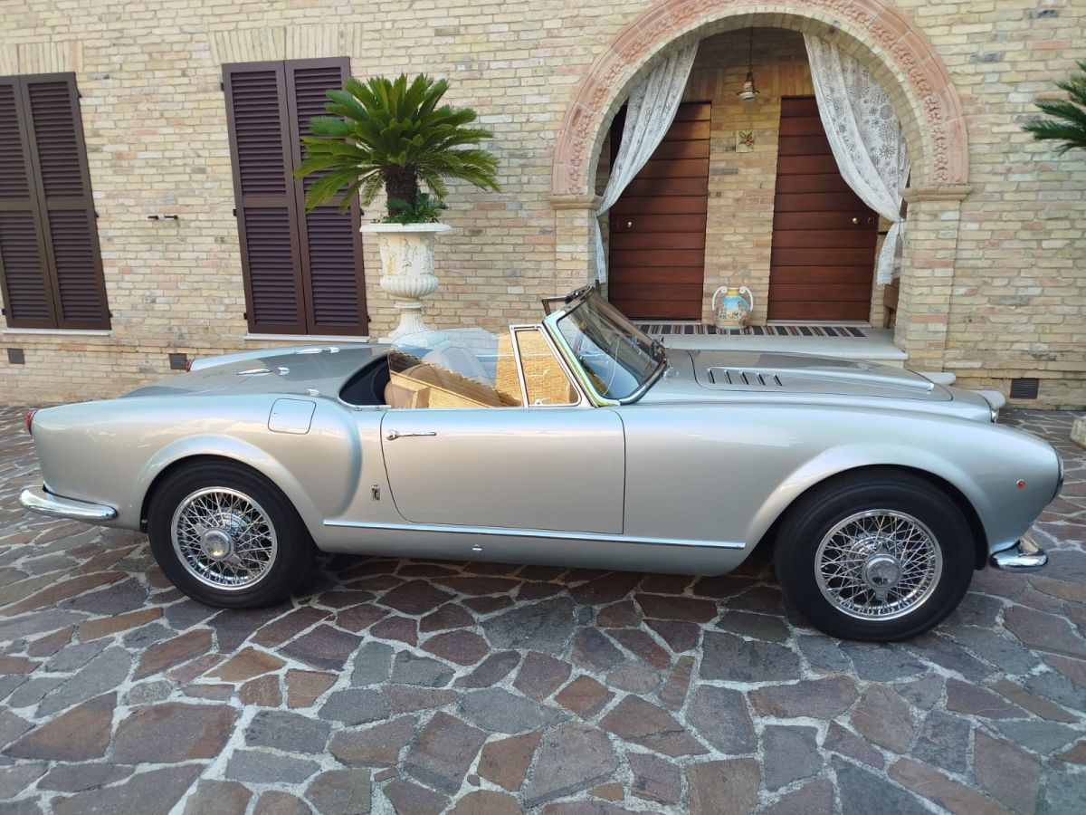 Lancia Aurelia B24 Convertibile sarà protagonista dello stand oldCar24 alla Fiera Auto e Moto d'Epoca Bologna 2025, trattasi di un esemplare unico