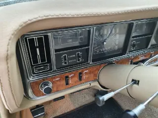 Foto 3 di 5: BUICK Riviera    