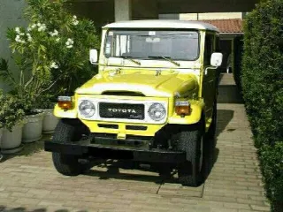 Foto 1 di 10: TOYOTA Land Cruiser BJ40  