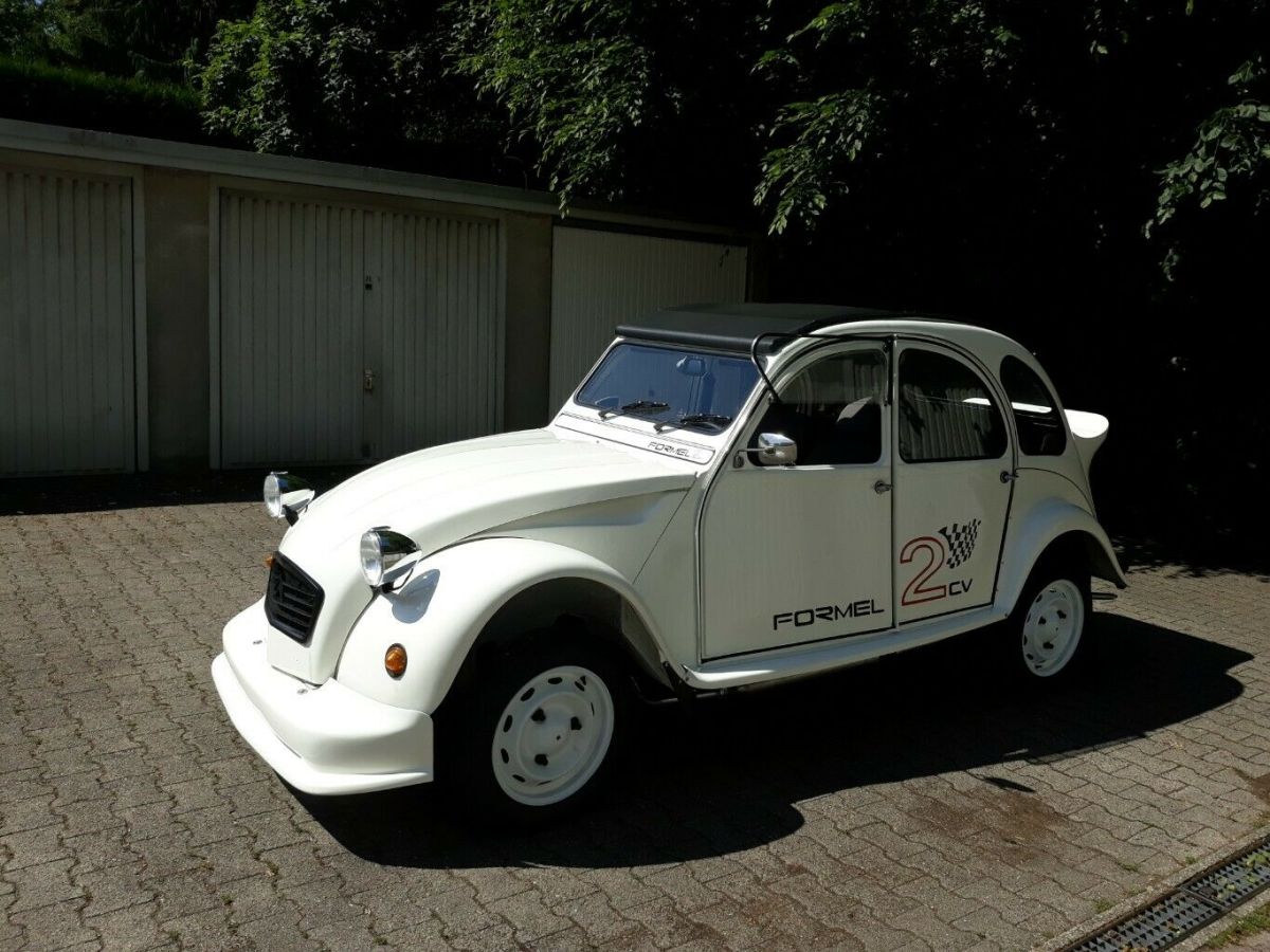 CITROEN 2 CV restauriert und sehr selten!  