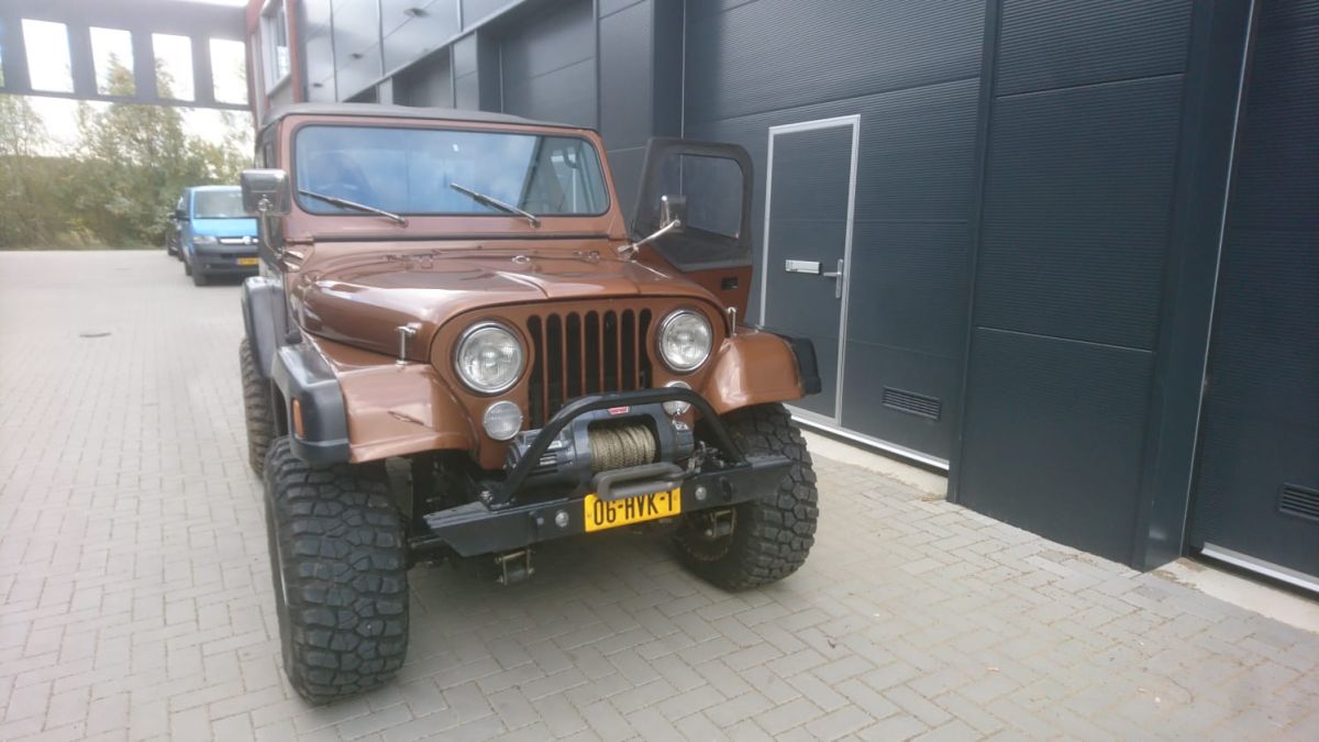 JEEP CJ 7 