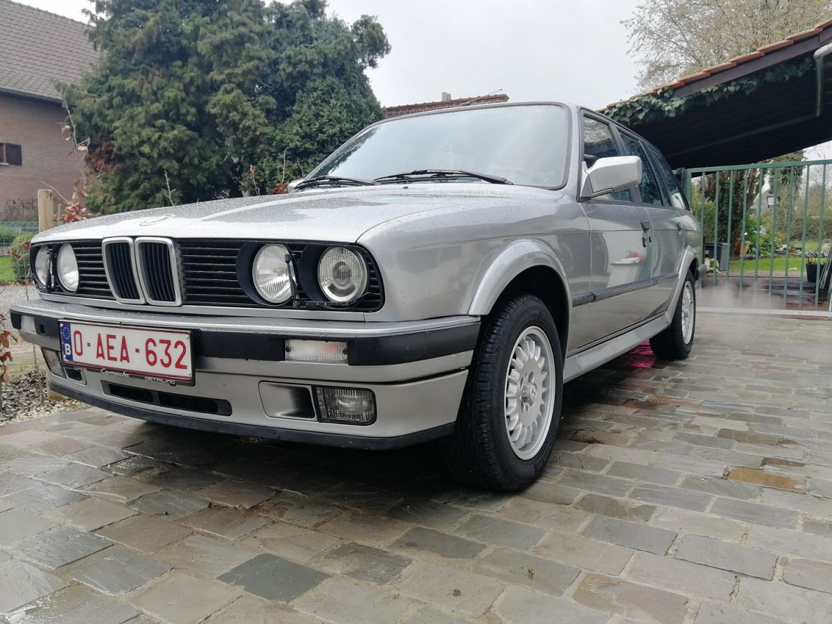 BMW 325 ix  1988