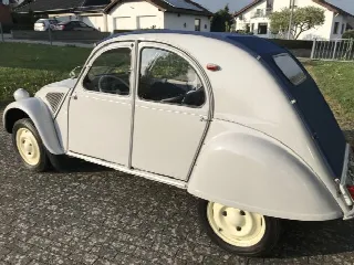 Foto 1 di 4: CITROEN 2 CV   