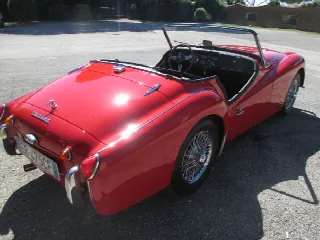 Foto 3 di 4: TRIUMPH TR3 cabrio  