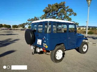 Foto 2 di 6: TOYOTA Land Cruiser BJ42 