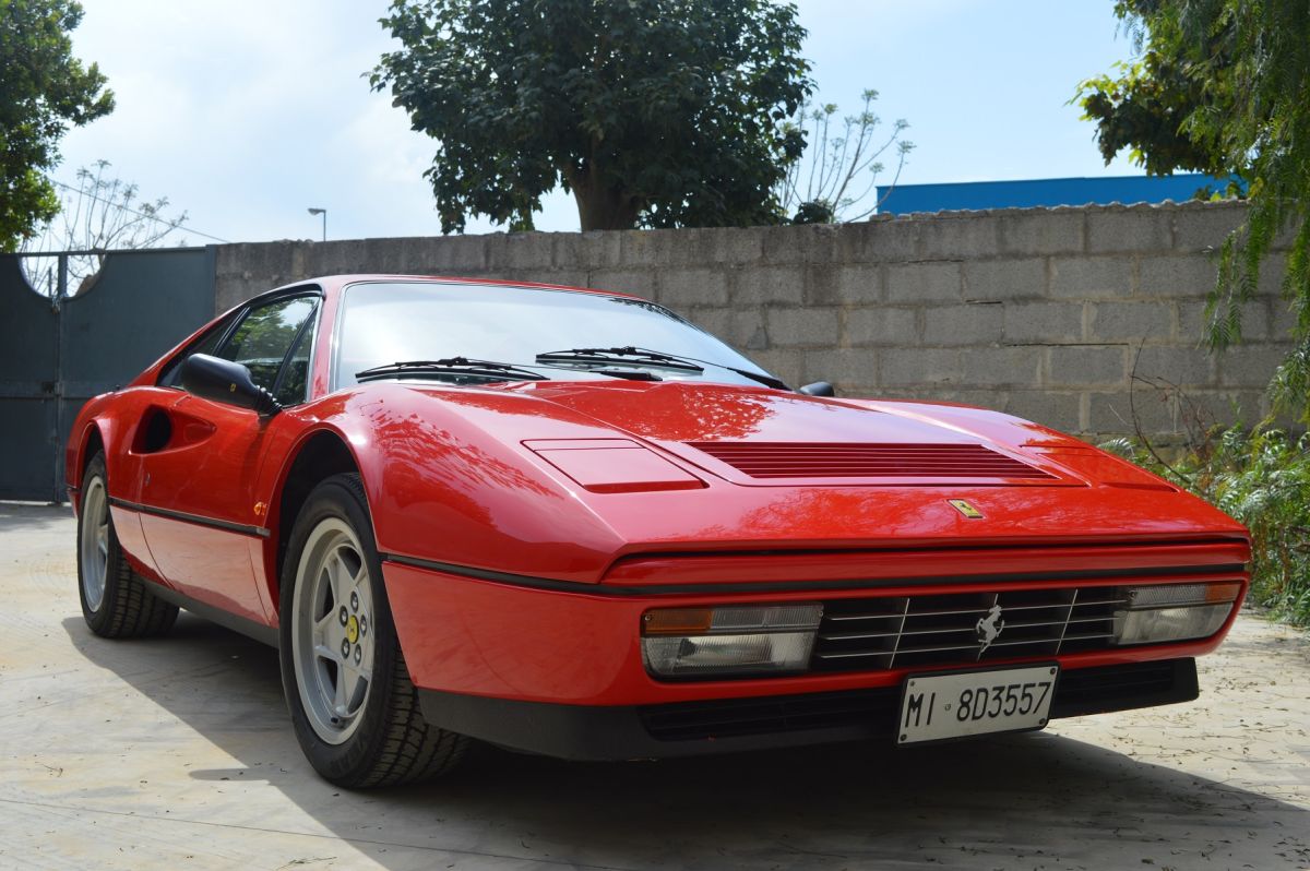 FERRARI 328(1985-1989) GTB