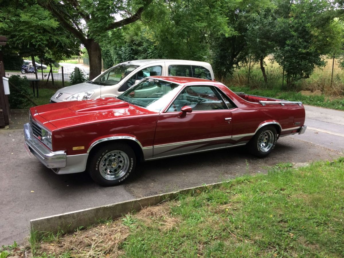 CHEVROLET ElCamino V8 Pick'Up   
