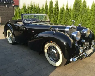Foto 5 di 7: TRIUMPH Roadster 1800 Englisches Cabrio 1948   