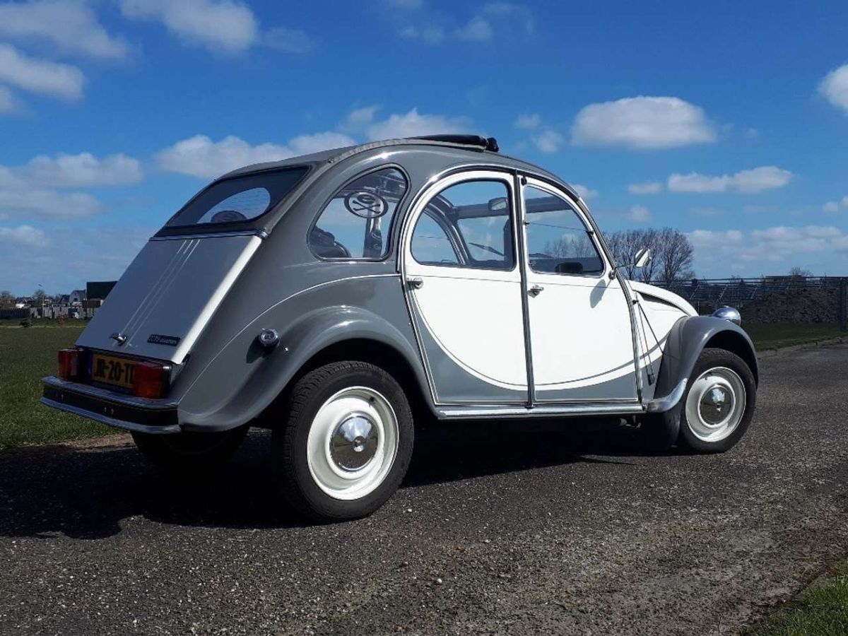 CITROEN 2 CV 6 Special 