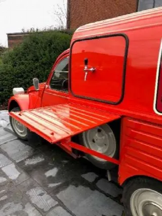 Foto 3 di 5: CITROEN 2 CV AK400  