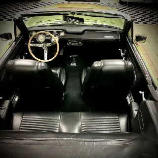 Foto 8 di 10: FORD Mustang 67  