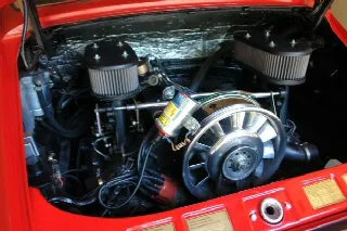 Foto 3 di 6: PORSCHE 911(1963-1973) URMODELLO  
