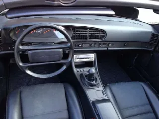 Foto 2 di 9: PORSCHE 944 S2 Cabriolet,Storica!!,Targa Oro,Book Service!!   