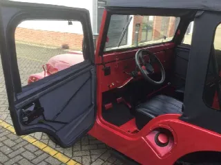Foto 5 di 6: JEEP CJ 5 