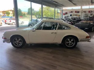 Foto 1 di 3: PORSCHE 911(1963-1973) 2.2 T   