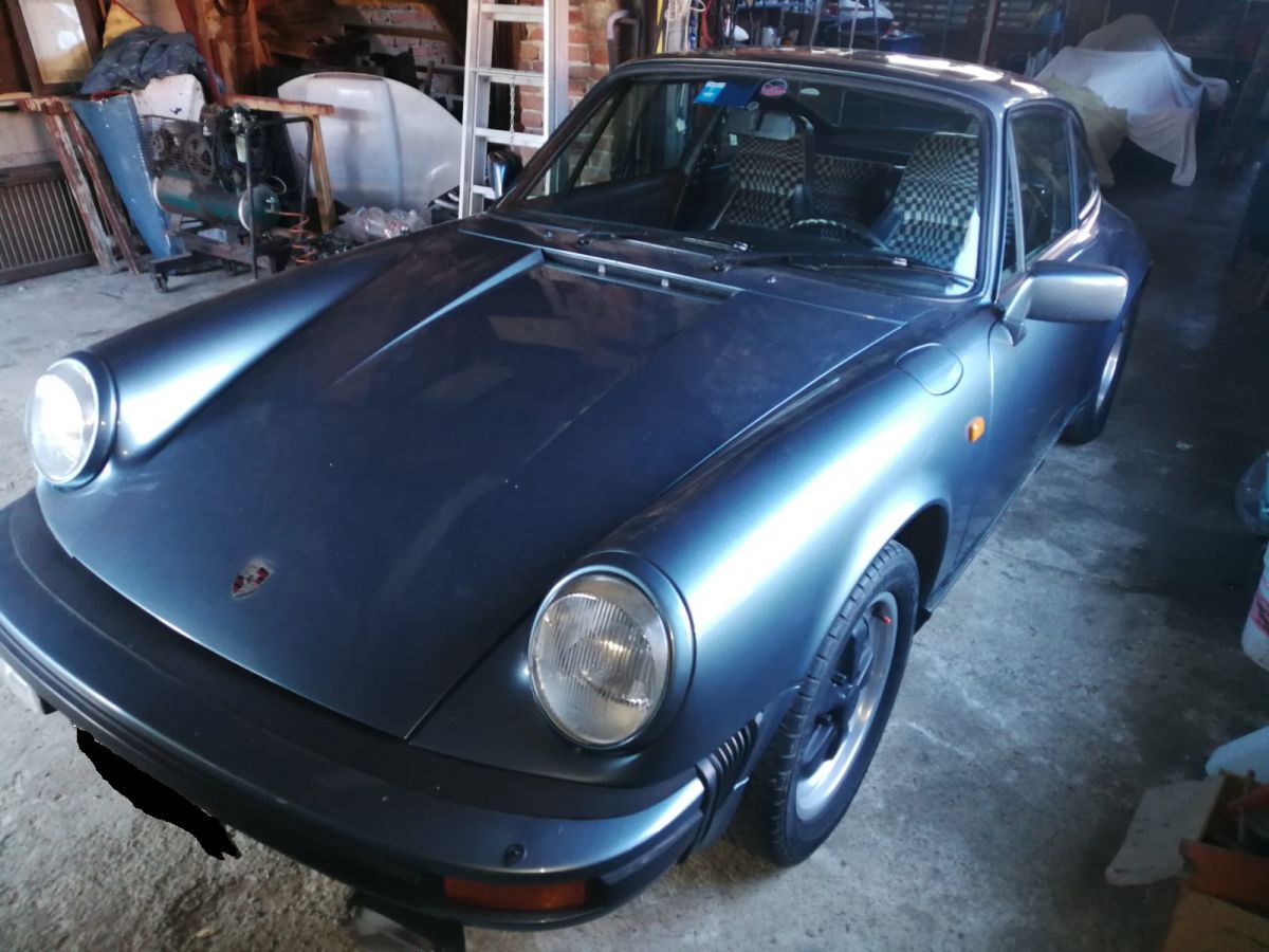 PORSCHE 911 SC 