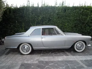 Foto 2 di 6: LANCIA Flaminia 3b coupé pininfarina