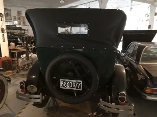 Foto 2 di 4: CHEVROLET SuperiorK model 1926 touring car